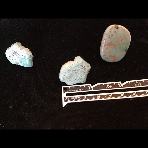 Turquoise-Like Stone Earrings and Ring - Picture 3 of 3